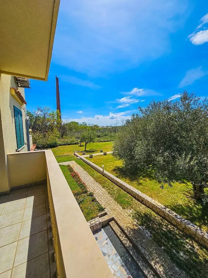 Aenona Sea View Apartments Nin